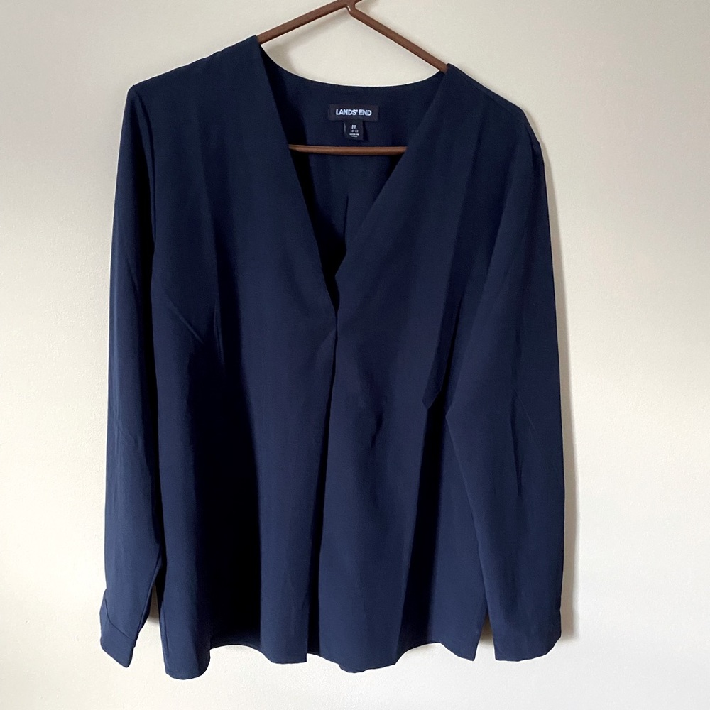 Lands End NWOT -long sleeve blouse - navy blue size med(10-12).